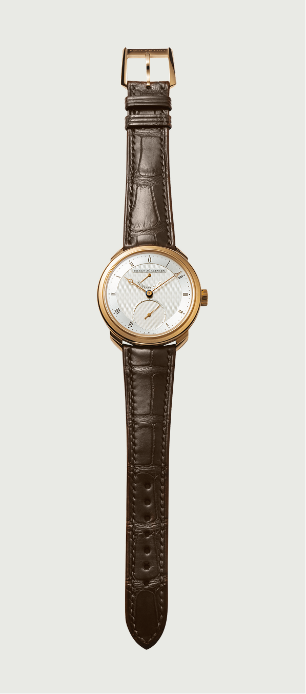 Case: Rose Gold, Dial: White