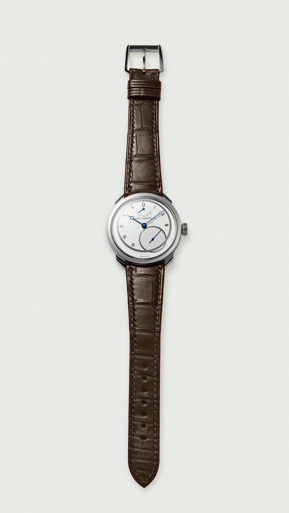 Case: Platinum, Dial: White